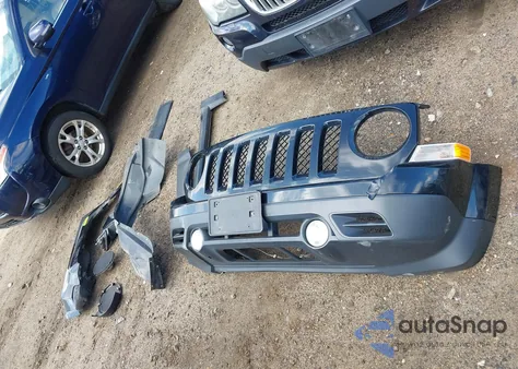 2013 Jeep Patriot Latitude из США, поврежденный, VIN 1C4NJRFB9DD212572